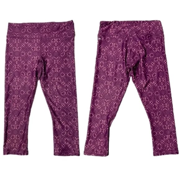 Fabletics LOT OF 3 Athletic Leggings Pink Green Blue Women's Size Medium - Picture 9 of 16